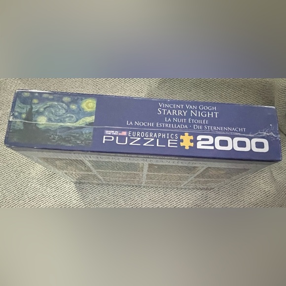 Starry Night Puzzle - 2000 Pieces - Picture 7 of 9